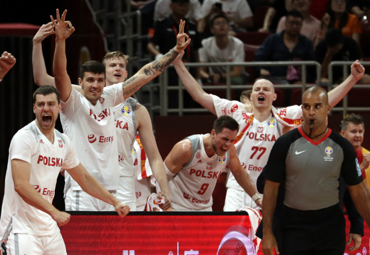 Poland are coming from a victory against Venezuela as they face China in FIBA World Cup