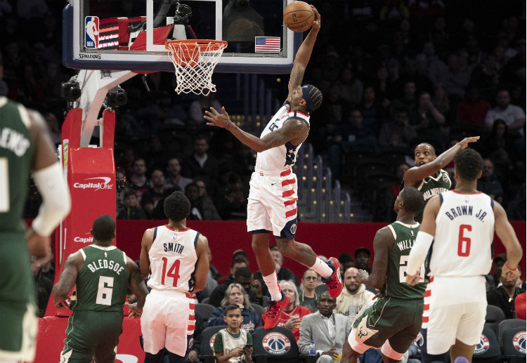 การเล่นในปีนี้ของ วอชิงตัน วิซาร์ด ทำให้ข่าวบาสเกตบอลได้ลุ้นมากขึ้น