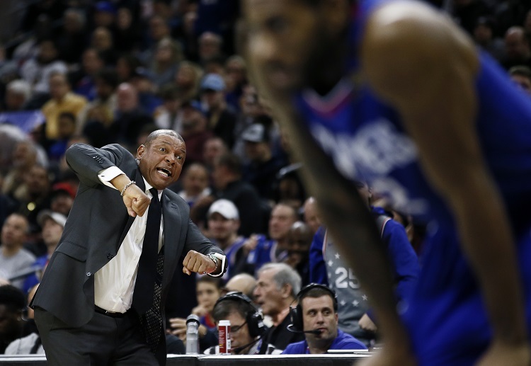 ด็อค ริเวอร์ส ในข่าวบาสเกตบอลเผยเคยโดนเผาบ้าน