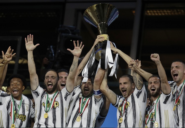 ဆယ်စုနှစ်တစ်ခုအတွင်း ၉ကြိမ်ဆက် အမှတ်ပေးဖလားချန်ပီယံဖြစ်ထားပါတယ်။