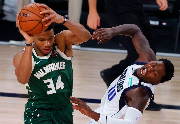 น่าสนใจทีเดียวว่า มิลวอคกี บัคส์ จะวางทีมอย่างไร ในข่าวบาสเกตบอลล่าสุด