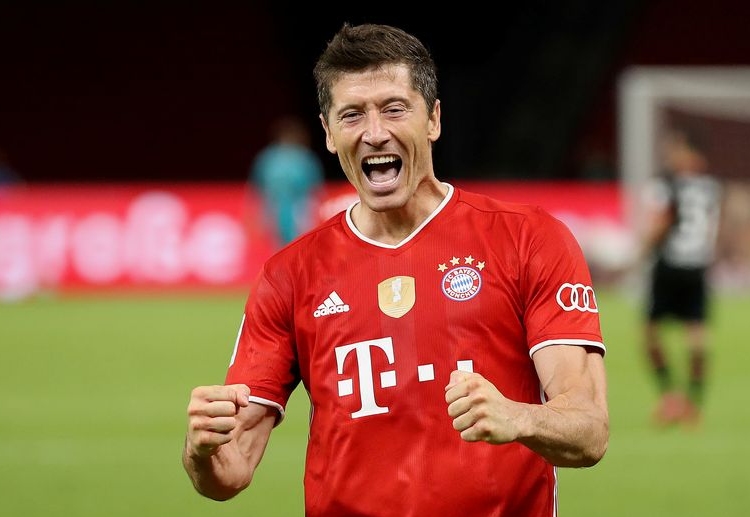 Robert Lewandowski haus gol di Liga Champions