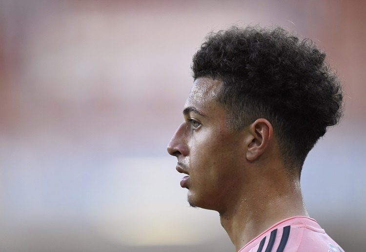 ပရီးမီးယားလိဂ်ကို တန်းတက်လာခဲ့ပေမယ့် ပွဲဦးထွက်ရာသီမှာတင် အမှတ်ပေးဇယား အထက်ပိုင်းမှာရပ်တည်နိုင်ခဲ့ပါတယ်။