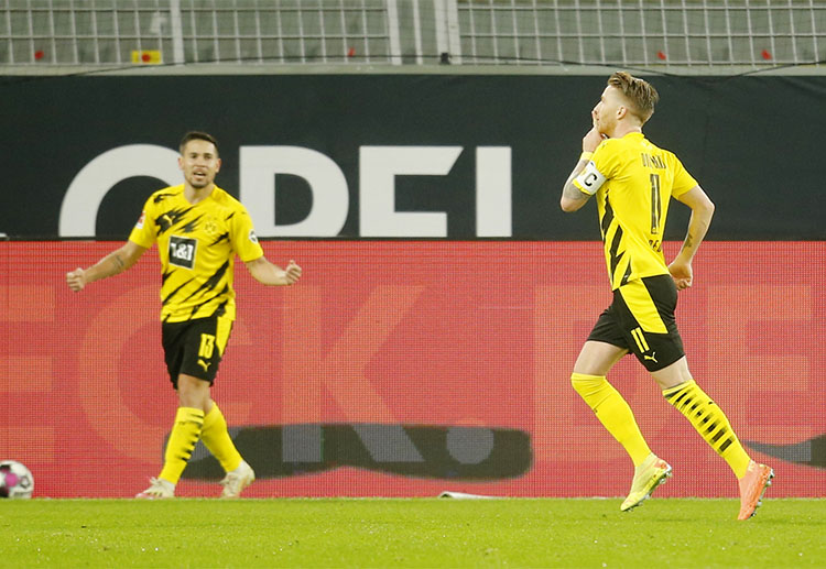 Borussia Dortmund’s winning streak in Bundesliga came to an end after losing 3-2 to Bayern Munich