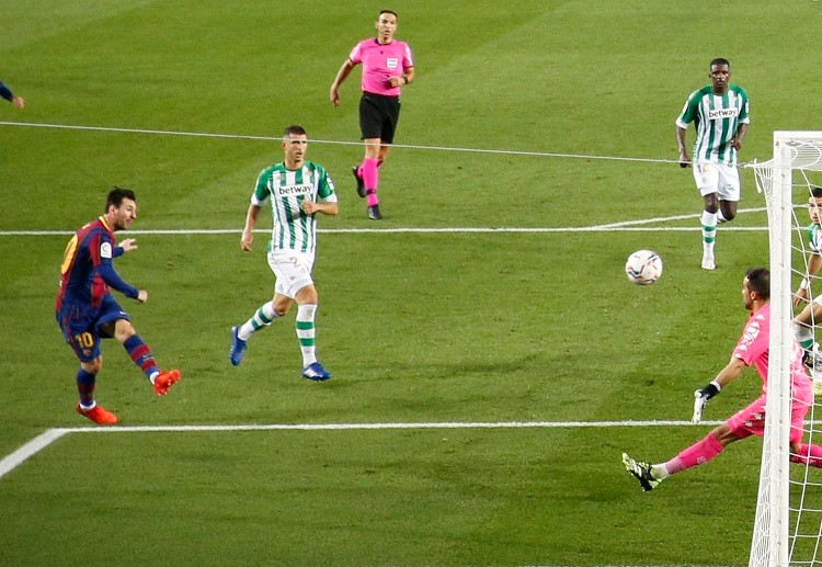 La Liga: cầu thủ vào thay người Loren Moron nhen nhóm hy vọng cho Betis với bàn rút ngắn tỉ số xuống 2-3.