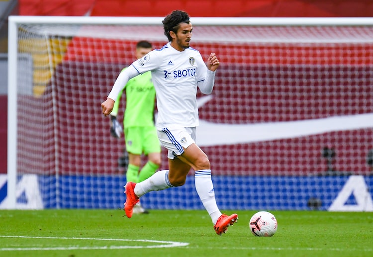 英超 利兹联队 的斯图伊杰克的行动瞬间