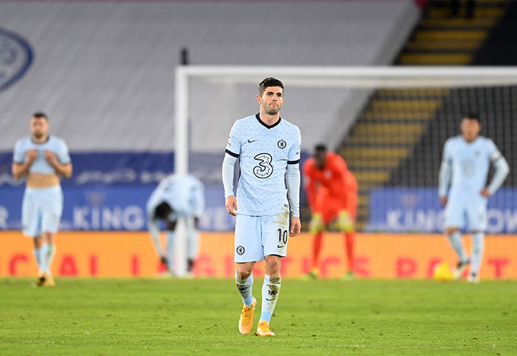 ဒါ့အပြင် ပရီးမီးယားလိဂ် အမှတ်ပေးဇယား အဆင့် ၄ နေရာက အသင်းထက် တစ်ပွဲပို ကစားပြီး ၅ မှတ် အထိ ကွာဟနေတာကြောင့် ချန်ပီယံလိဂ် ဝင်ခွင့်ရဖို့တောင် အခက်အခဲ ရှိလာခဲ့ပါတယ်။