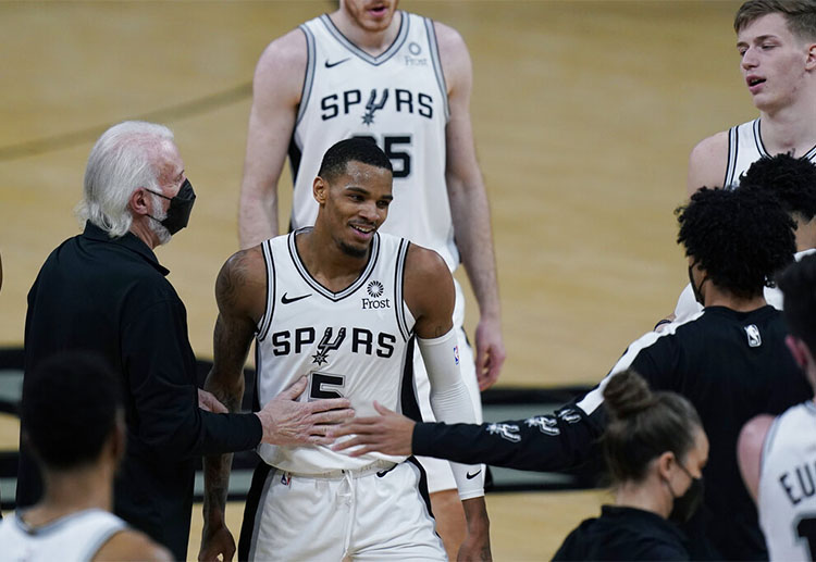 น่าสนใจทีเดียวว่า ซาน แอนโทนิโอ สเปอร์ส จะสามารถล่าแชมป์ข่าวบาสเกตบอลได้หรือไม่