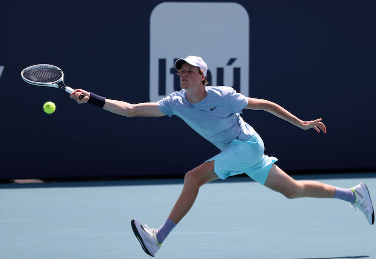 ยานนิก ซินเนอร์ กลับมาลงสนามอีกครั้งในข่าวเทนนิสล่าสุด