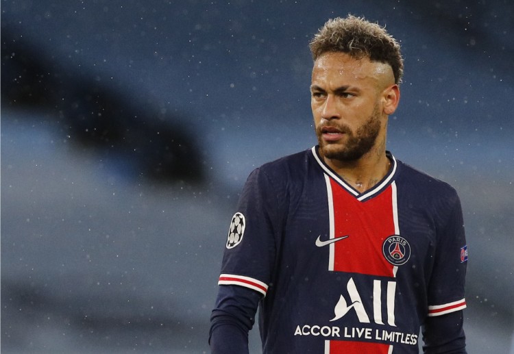 မနှစ်က ဗိုလ်လုပွဲအထိ ရောက်ပြီးမှာ ဒုတိယနဲ့ ကျေနပ်ခဲ့ရသလို ဒီနှစ်မှာလည်း ဆီမီးဖိုင်နယ် ကနေပဲ လှည့်ပြန် သွားခဲ့ရတာကြောင့် ပြင်သစ်ထိပ်သီးတို့ ချန်ပီယံလိဂ်ကို လိုချင်လွန်းလို့ မရတာများ ဖြစ်နေပြီလား ဆိုပြီး မေးရတော့မလို ဖြစ်နေပါပြီ။