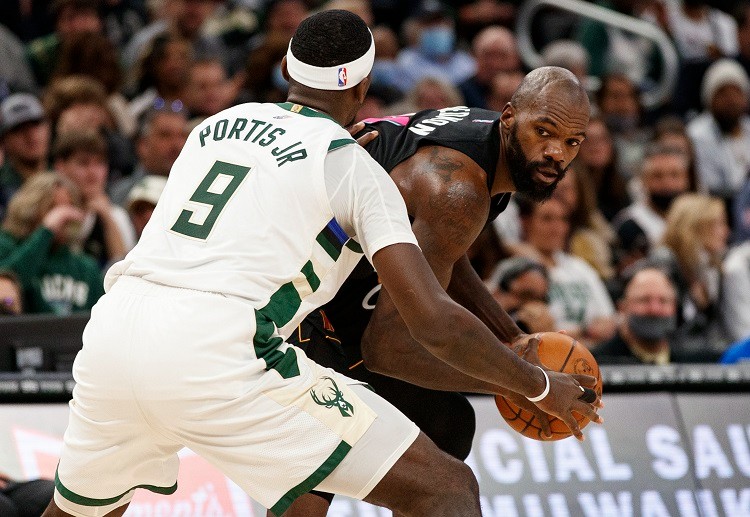 Nhận định bóng rổ NBA 2021 Miami Heat vs Milwaukee Bucks