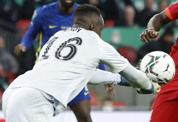 Chelsea's Edouard Mendy made a brilliant double saves against Liverpool in the Carabao Cup