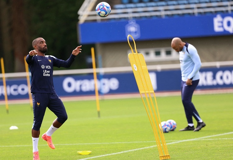 Can France celebrate with their home crowd by winning the men's football gold medal in Olympics 2024?