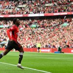 ယူနိုက်တက်ဟာ ပရီးမီးယားလိဂ်ရဲ့ စည်းမျဉ်းနဲ့ ကိုက်ညီဖို့ အတွက် လုပ်ခ လစာ များစွာ ပေးချေနေရတဲ့ ကက်စ်မဲရိုး၊ မားကပ်စ် ရက်ရှ်ဖို့ဒ်နဲ့ အန်တိုနီ တို့ကို လက်ရှိ ဇန်နဝါရီ ဈေးကွက် အတွင်း ရောင်းထုတ်သွားဖို့ စီစဉ်နေတာ ဖြစ်ပါတယ်။