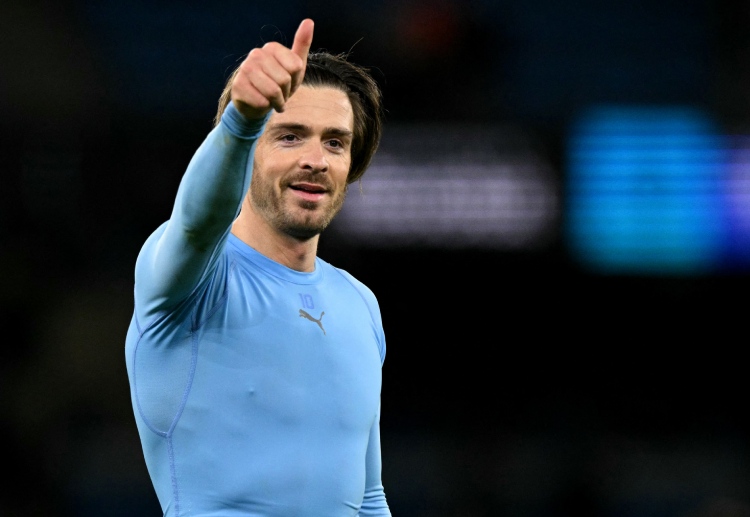 ပရီးမီးယားလိဂ် ကလပ်က အီဂျစ် တောင်ပံကစားသမား အိုမာ မာမွတ်ရှ်ကို ပြီးခဲ့တဲ့ ဇန်န၀ါရီလက ခေါ်ယူဖို့ ဆုံးဖြတ်ခဲ့တာကြောင့် အင်္ဂလန်သားရဲ့ အနာဂတ်က ဝေဝါးလာခဲ့တာ ဖြစ်ပါတယ်။