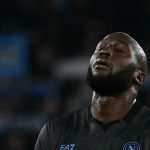 ဒါ့အပြင် နာပိုလီကို စီးရီးအေ ချန်ပီယံဆု အတွက် အကောင်းဆုံး တိုက်ပွဲဝင်နိုင်အောင် အဓိက နေရာ ကနေ တွန်းပို့ပေးနေသူလည်း ဖြစ်ပါတယ်။