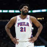 NBA: Embiid đang phải vật lộn với chấn thương đầu gối