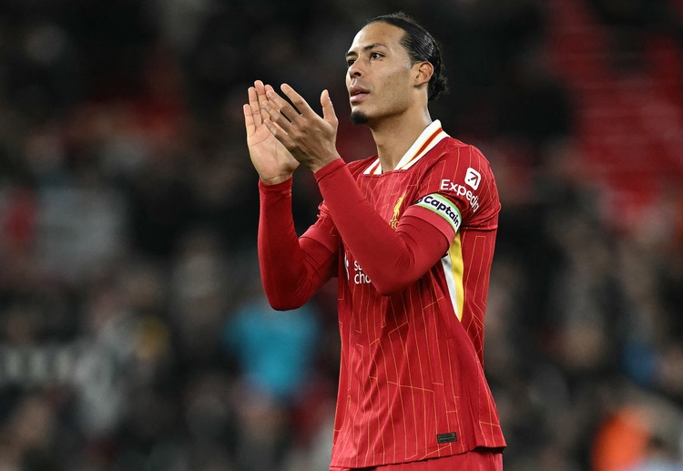 Virgil van Dijk thi đấu ổn định ở Premier League 2024/25