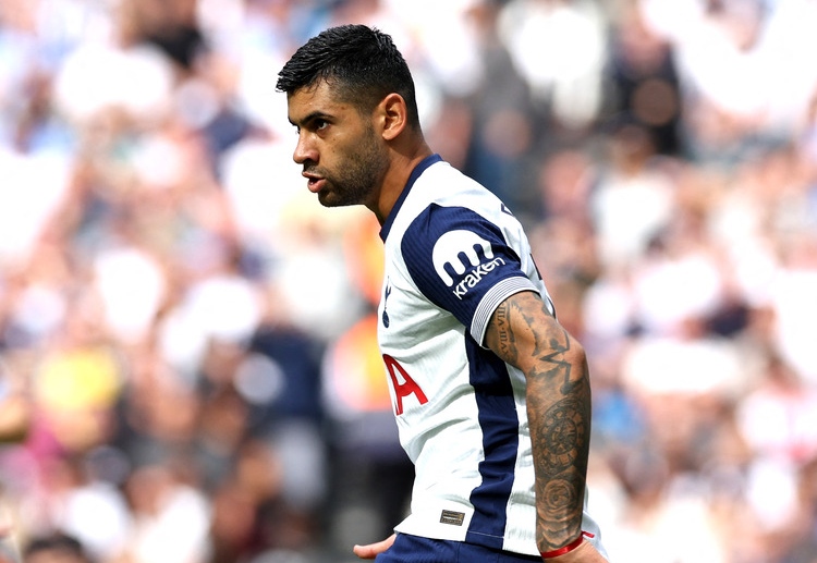 အာဂျင်တီးနား လက်ရွေးစင်ဟာ စပိန် ထိပ်သီး ကလပ် ရီးရဲလ်မက်ဒရစ်ကို ပြောင်းရွှေ့ဖို့ ချိတ်ဆက်နေတာ အချိန်ကာလ ကြာမြင့်နေပြီ ဖြစ်ပြီး လာလီဂါ ကလပ် ကလည်း ကစားသမားကို စိတ်ဝင်စားကြောင်း ပြသထားပါတယ်။