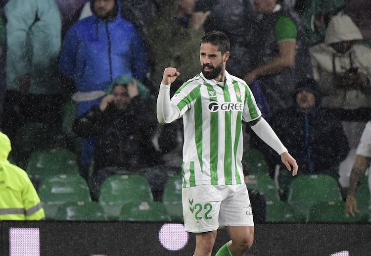 Isco scored from the penalty spot to lead Real Betis to a La Liga victory over Real Madrid