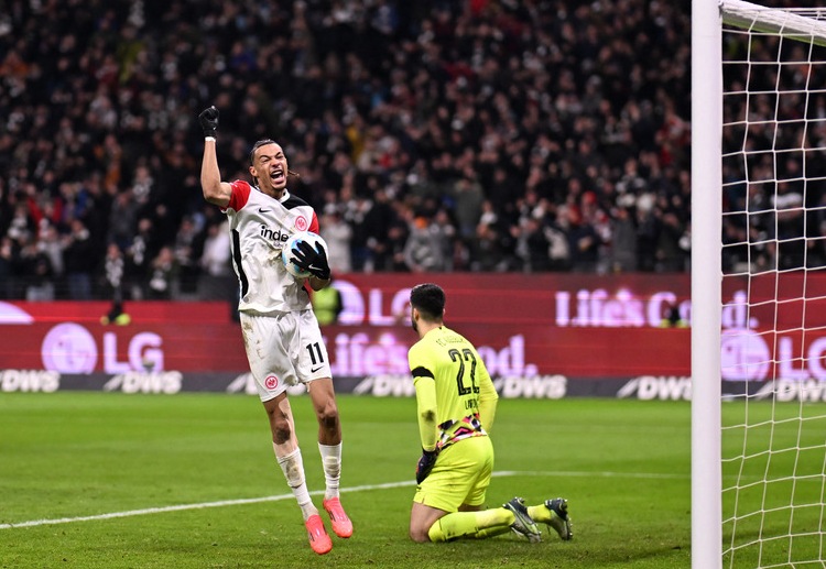 이날 프랑크푸르트는 에키티케의 슈팅이 유일하게 위협적인 장면이었을 정도로 졸전을 거듭했다.