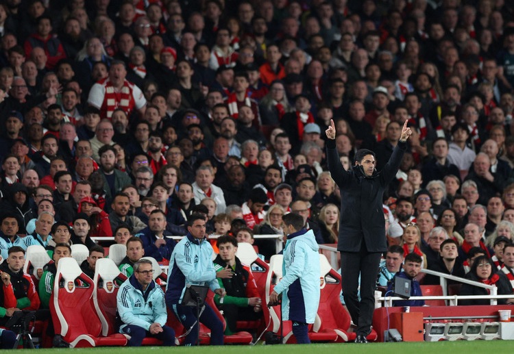 Arsenal thi đấu lượt về tứ kết Champions League 2024/25 trên sân của Real Madrid