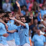 英足总杯 格瓦迪奥尔在下半时角球进攻中头槌得手，帮助曼城取得两球领先。