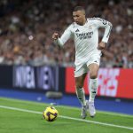 လီဂါနက်စ်နဲ့ လာလီဂါ ပွဲစဉ်မှာ သွင်းယူခဲ့တဲ့ သွင်းဂိုး ကတော့ အမ်ဘာပေး အတွက် ကစားသမား ဘဝ တစ်လျှောက် ပထမဦးဆုံး ဖရီးကစ် သွင်းဂိုး ဖြစ်ခဲ့ပါတယ်။