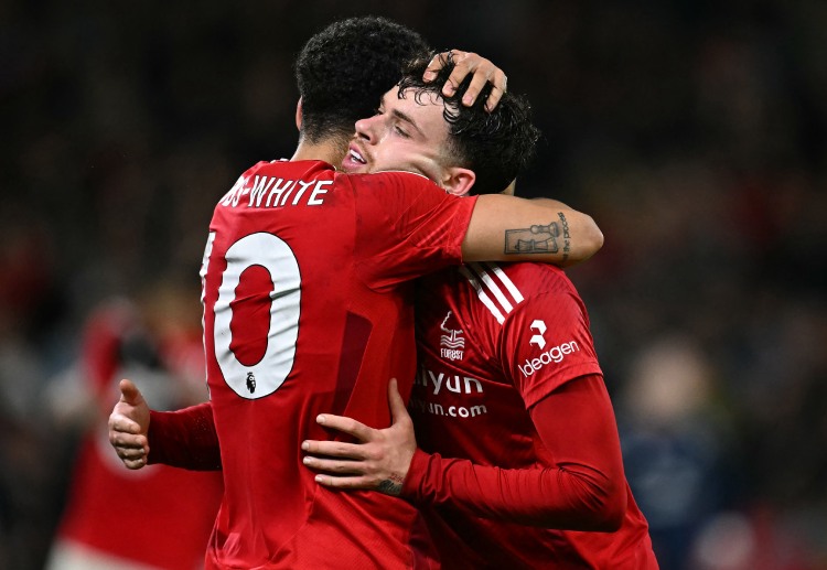 လက်ရှိ ပရီးမီးယားလိဂ် အမှတ်ပေးဇယား အဆင့် ၃ နေရာမှာ ရပ်တည်နေတဲ့ နော့တင်ဟမ်ဖောရက်စ်က ချဲလ်ဆီးနဲ့ မန်စီးတီးကို ၄ မှတ်စီ ဖြတ်ထားနိုင်ဆဲ ဖြစ်ပါတယ်။