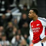 ဒါကြောင့် ပရီးမီးယားလိဂ် ကလပ် အနေနဲ့ ၂၀၂၇ ခုနှစ်မှာ စာချုပ်သက်တမ်း ကုန်ဆုံးမယ့် ဆလီဘာကို သက်တမ်းတိုးဖို့ ဆွေးနွေးနေပါတယ်။