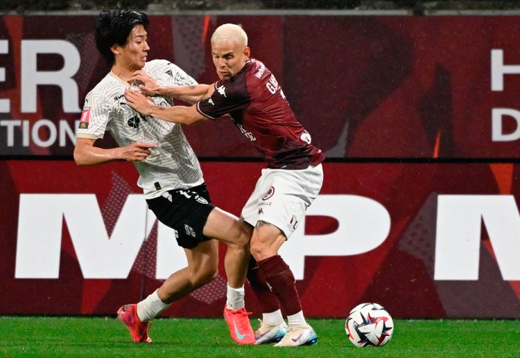 法国杯 中村敬斗火力全开，本赛季已成为兰斯进攻主力。