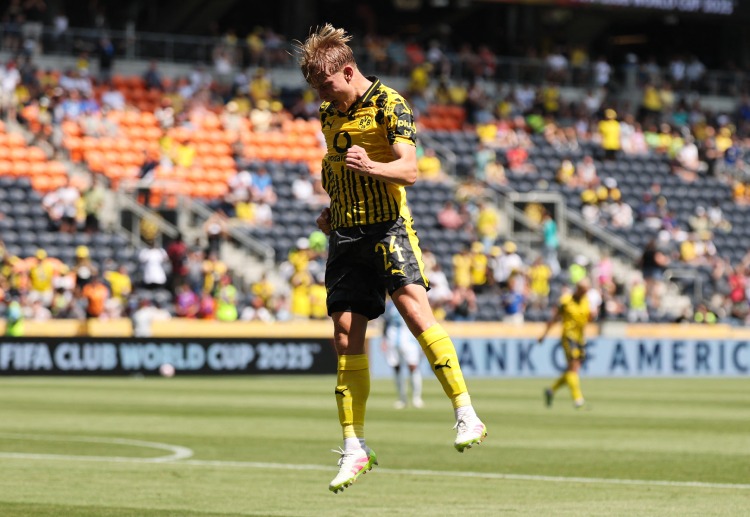 ดาเนียล สเวนส์สัน หนึ่งในแบ็กฟอร์มแรง บุนเดสลีกา 2025