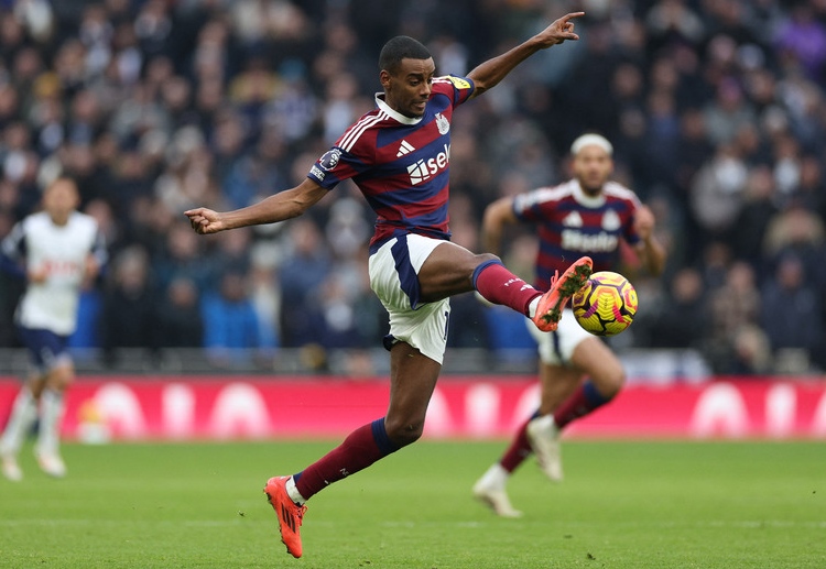 စပိန် ဘယ်နောက်ခံလူ ကိုတော့ ပရီးမီးယားလိဂ် ကလပ် အသင်း များစွာက စိတ်ဝင်စားနေကြောင်း သိရပါတယ်။