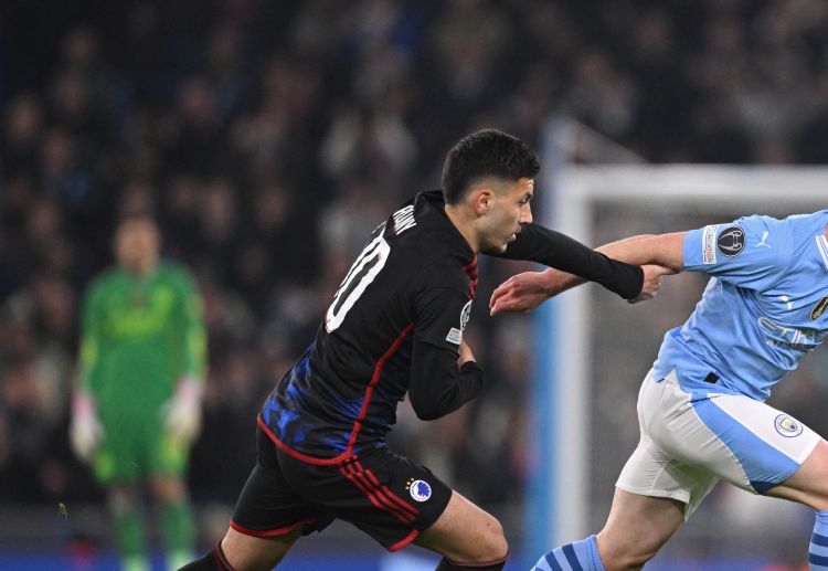 友谊赛 在与神户胜利船的首场热身赛中，巴尔吉为巴萨打入了加盟后的首个进球。