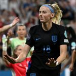 欧锦赛 在加时赛的最后时刻，凯莉的进球帮助英格兰女足逆转，最终以2比1战胜意大利。