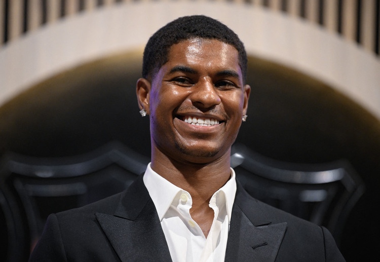 ဒါကြောင့် လာလီဂါ ကလပ်ဟာ တိုက်စစ်မှူးလေး ရွန်နီ ဘက်ဂျီ ကိုတော့ နောက်ဆုံးမှသာ မှတ်ပုံတင်ဖို့ ကြိုးပမ်းဖွယ် ရှိပါတယ်။