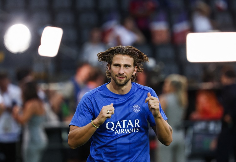 Illia Zabarnyi chuyển sang Ligue 1 trong màu áo PSG