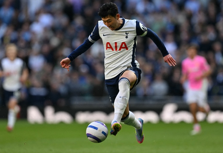 ပရီးမီးယားလိဂ် ရွှေဖိနပ်ဆုရှင်ဟောင်း ကတော့ လက်ရှိမှာ စပါး အသင်းဖော်ဟောင်း ဟူဂို လိုရစ် ရှိရာ လော့စ်အိန်ဂျလိစ်သို့ ပြောင်းရွှေ့ဖို့ စိတ်အားထက်သန်နေကြောင်း သိရပါတယ်။