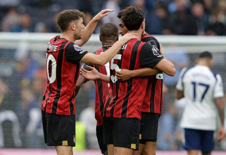 ဘရိုက်တန်က ဒီရာသီ ပရီးမီးယားလိဂ် အဖွင့် ၂ ပွဲမှာ နိုင်ပွဲ ပျောက်ခဲ့ပေမယ့် ပွဲစဉ် ၃ မှာတော့ မန်စီးတီးလို အသင်းကို အနိုင်ယူပြထားပါတယ်။