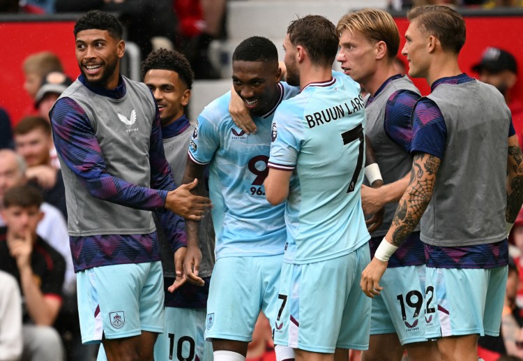 英超联赛 在过去的两轮联赛中,安东尼凭借2粒进球和1次助攻,成为伯恩利最有可能攻破利物浦防线的前锋。