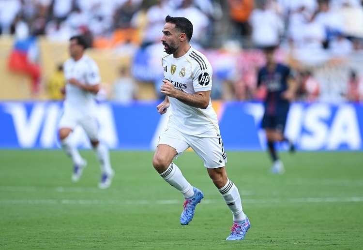 စပိန်မြို့တော် လာလီဂါ ကလပ် အနေနဲ့ ဒီနွေရာသီမှာ ကစားသမားသစ် ၄ ဦး ခေါ်ယူထားခဲ့ပေမယ့် အပြောင်းအရွှေ့ ဈေးကွက် မပိတ်ခင်မှာ ကွင်းလယ်ပိုင်း အတွက် အင်အားဖြည့်တင်းမှု ပြုလုပ်နိုင်ခဲ့ခြင်းတော့ မရှိပါဘူး။