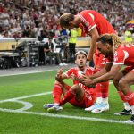 이날뮌헨은 그라브리의 선제골과 디아스, 올리세의 추가 골을 묶어 아우크스부르크를 3-2으로 제압했다.