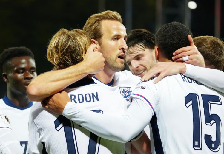 တူချယ်က ၂၀၂၆ ကမ္ဘာ့ဖလား ခြေစစ်ပွဲတွေ မပြီးဆုံးခင် အသင်းကို တိုက်ရိုက် ခြေစစ်ပွဲ အောင်မြင်အောင် စွမ်းဆောင်နိုင်ခဲ့ပြီးတော့ အသင်းမှာ ဆက်နေချင်တယ်လို့ ဝန်ခံ ပြောဆိုထားခဲ့တာ ဖြစ်ပါတယ်။