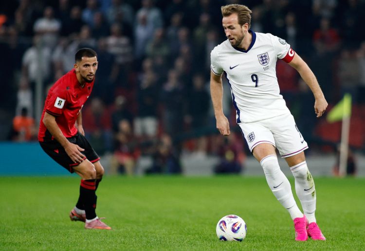 ဥရောပ လက်ရွေးစင် အသင်းတွေထဲမှာ ကမ္ဘာ့ဖလား ခြေစစ်ပွဲ ၈ ပွဲ ကစားပြီး လုံးဝ ပေးဂိုး မရှိပဲ ရာနှုန်းပြည့် အနိုင်နဲ့ ခြေစစ်ပွဲ အောင်မြင်ခဲ့တာဆိုလို အင်္ဂလန် တစ်သင်းသာ ရှိပါတယ်။