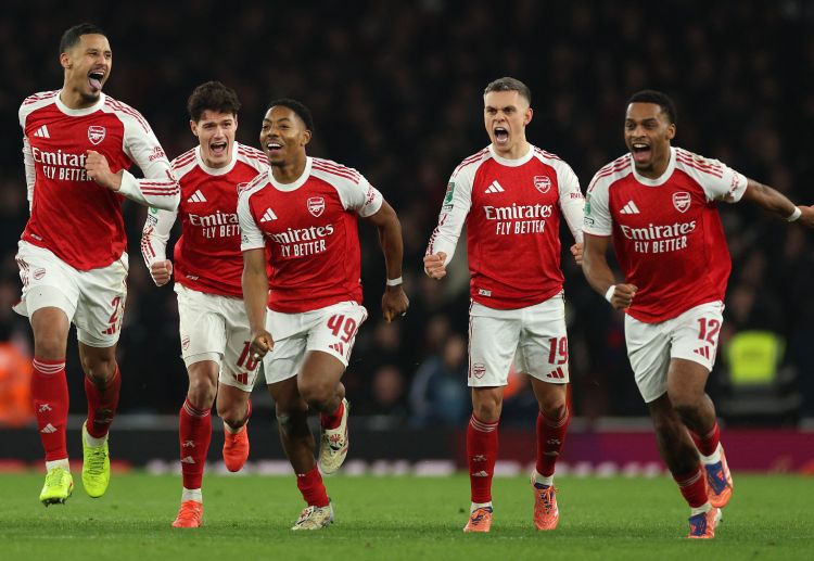 英超联赛 趁胜追击