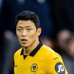 英超联赛 黄喜灿因伤势未愈，继续无缘狼队比赛。