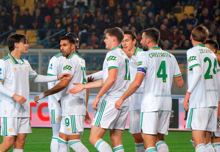 欧洲联赛 队长费格森将重返首发,为博洛尼亚增添实力。