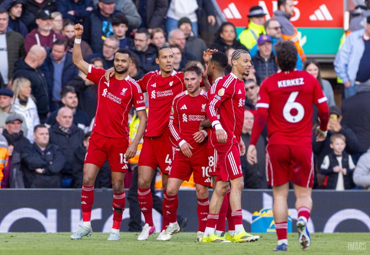 Liverpool giành 3 điểm trên sân nhà ở vòng 28 Premier League