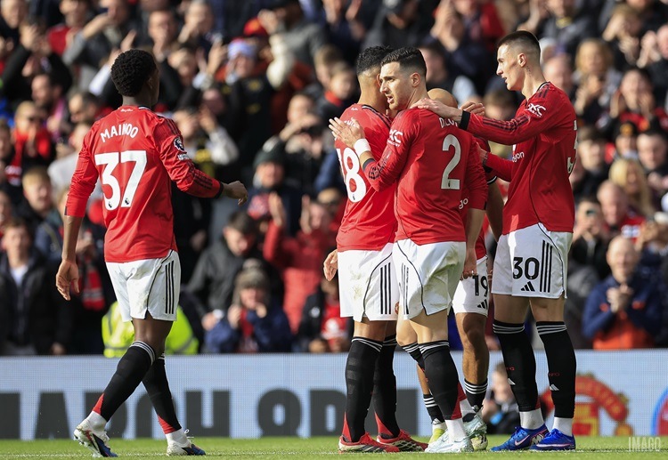 Man United giành 3 điểm trên sân nhà ở vòng 28 Premier League