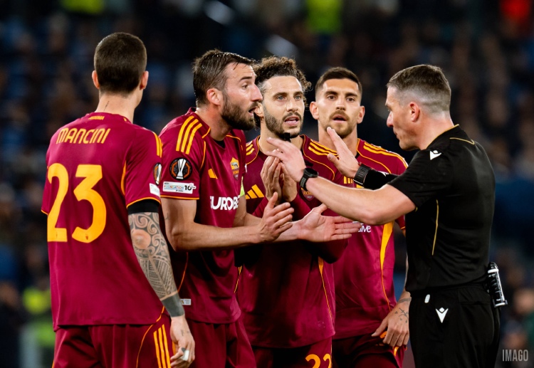 로마의 최근 가장 큰 문제는 후방 라인이다.